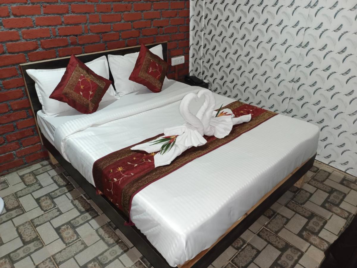 Tamboo Resort Vajreshwari Thane Eksteriør bilde